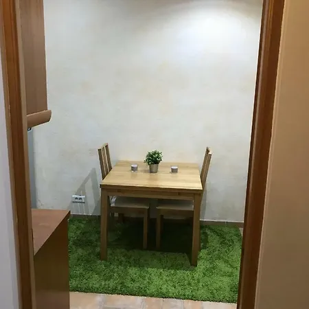 Hostnfly - Super Spacious Studio Close To The Moulin Rouge! París