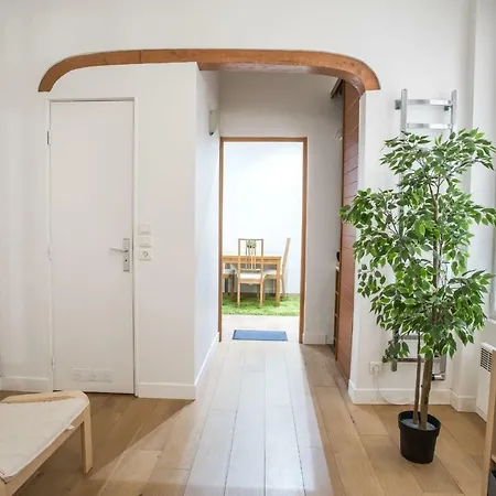 Hostnfly - Super Spacious Studio Close To The Moulin Rouge! Apartamento París